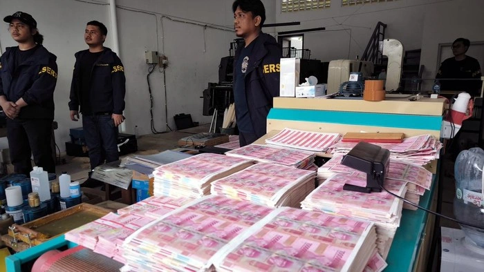Uang Palsu Miliar Tangsel
