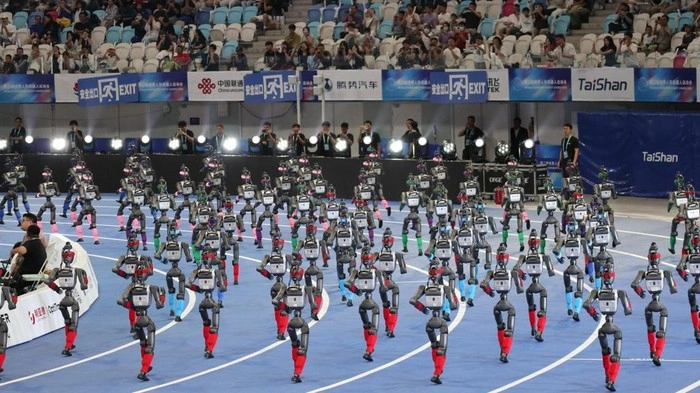 Robot Humanoid China Lari