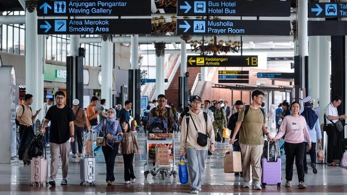 Bandara Soetta Abu Anak Krakatau