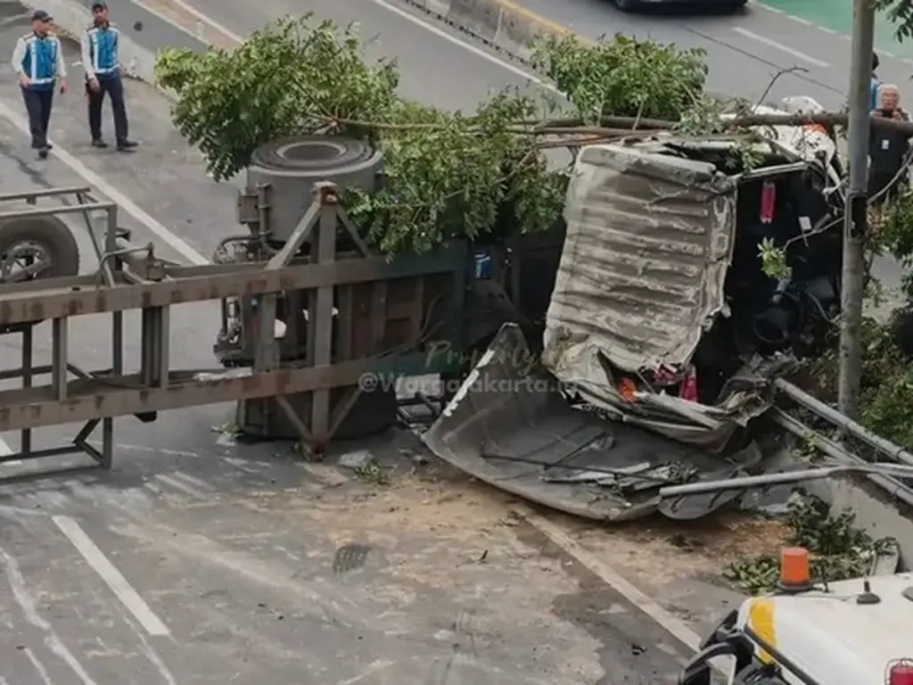 Kecelakaan Tol Slipi
