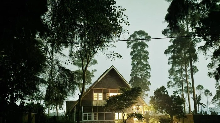 Tarif Rumah Pengabdi Setan