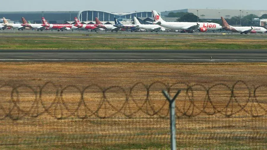 Bandara Soetta Rugi