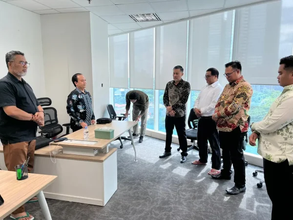 konsultan hukum asuransi